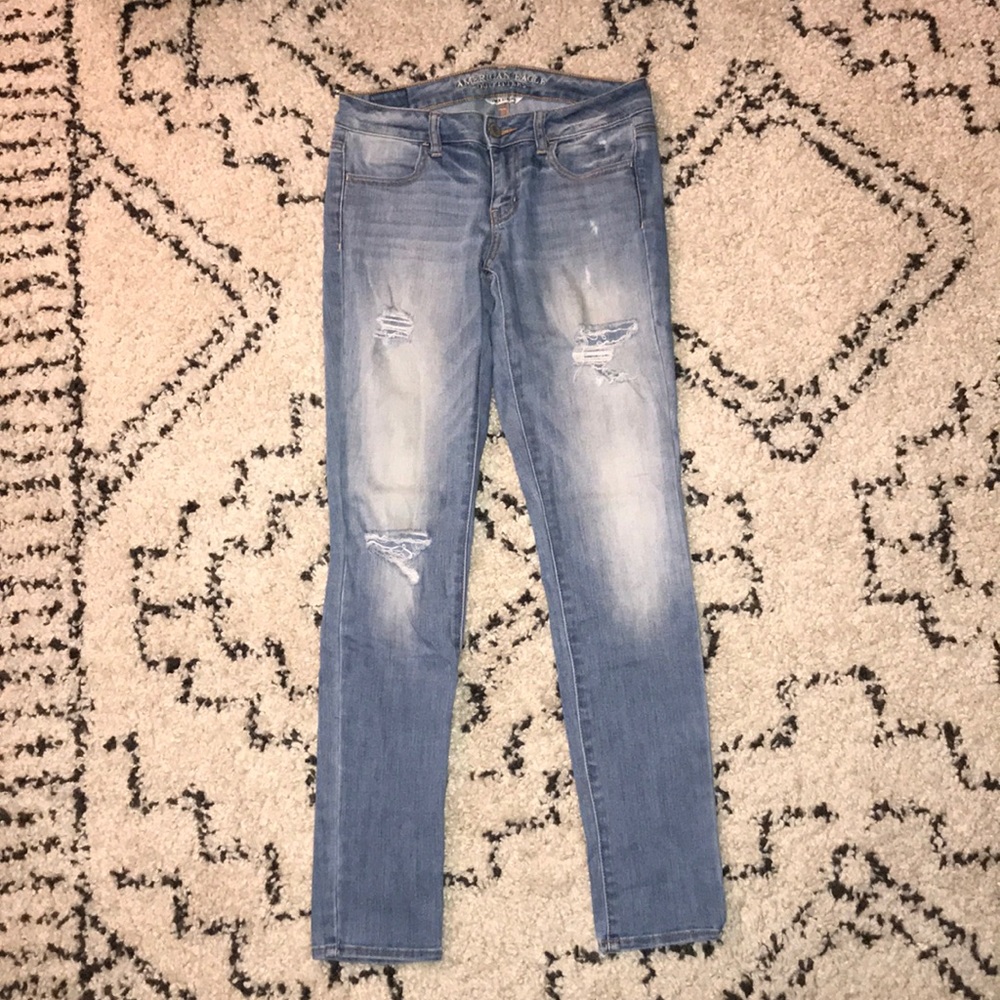 Distressed American Eagle Super Stretch